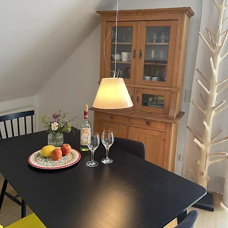 Kirschgarten Naehe Fraenkisches Seenland * Herrieden
